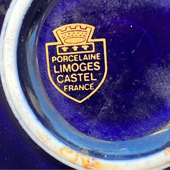 Limoges France Cobalt Blue Miniature Porcelain Plate With Stand Courting Couple - Picture 2 of 4